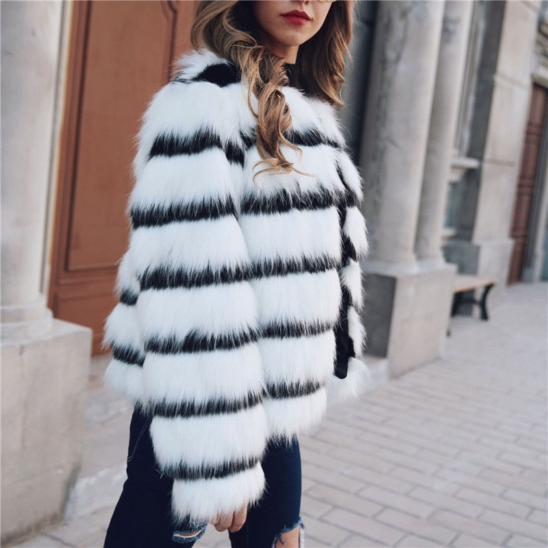 Black/White Fur