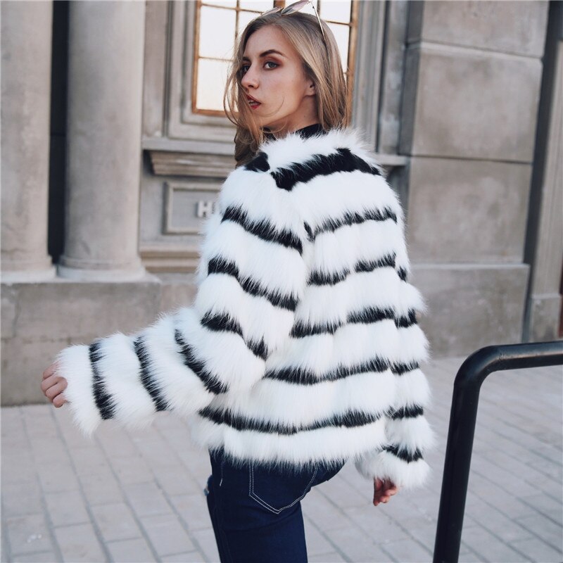 Black/White Fur