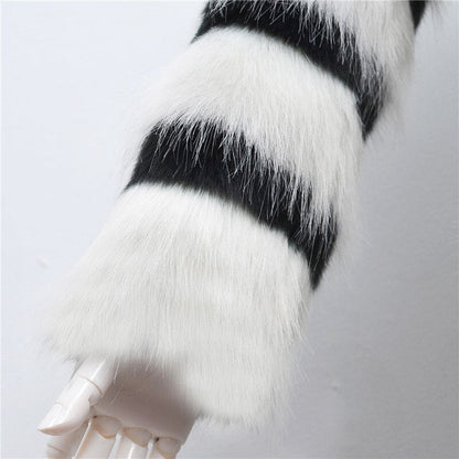 Black/White Fur