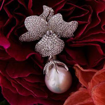 Baroque Pearl