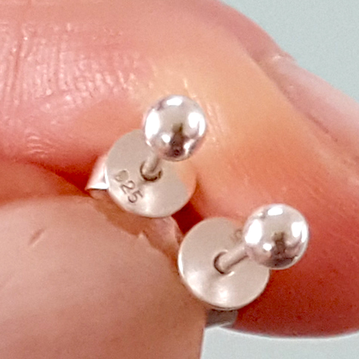 Ball Stud 4MM