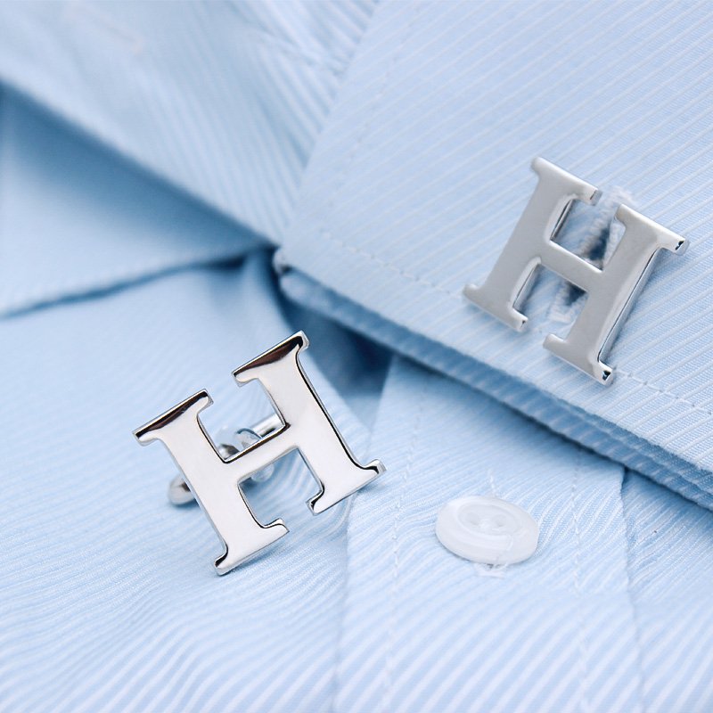 H Cufflink H